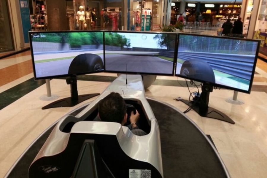 Pesaro hat seinen F1-Simulator im Rossini Center