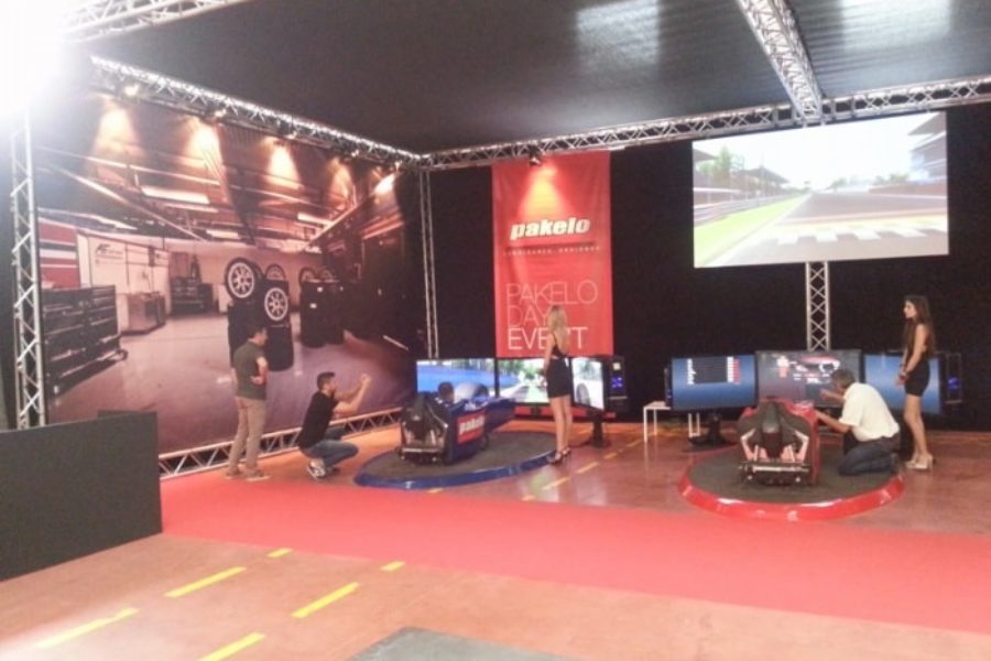 Pakelo Lubricants chooses F1 simulators by Fbrand