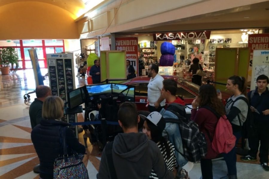 Rally what a passion! The rally simulator at the San Martino Shopping Center
