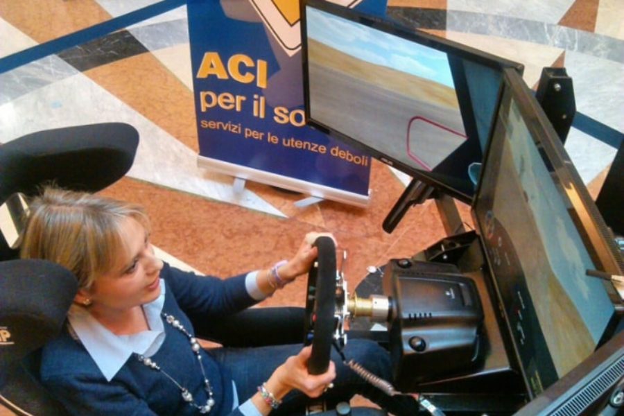Rallye, was für eine Leidenschaft! Der Rallye-Simulator im Einkaufszentrum San Martino