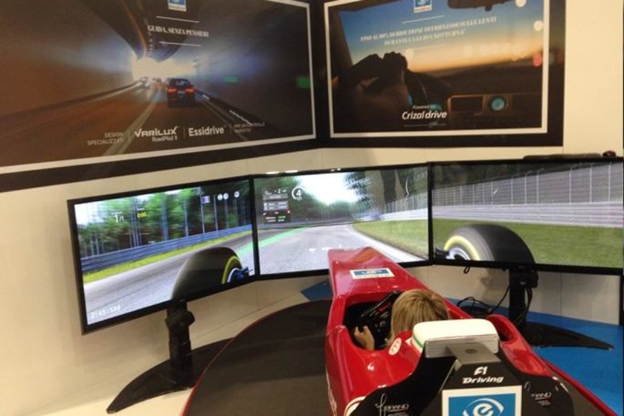 Essilor Italia and the F1 Fbrand Simulator at MIDO 2017