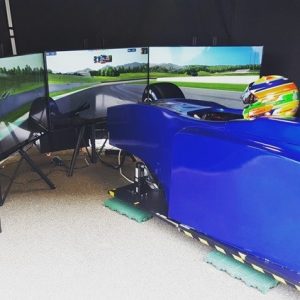 Postazione Simulatore di Guida Formula 1 Professionale - Stand Evento Guida Sicura di Vito Popolizio Mugello