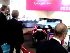 Simulatore Formula1 e CNP Partners - Test Simulatore F1 Postazione al Salone del Risparmio Aprile 2017