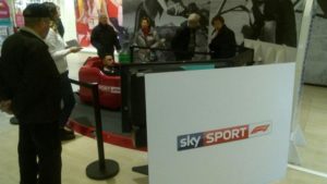Stand Sky Sport F1 - Simulatore Formula 1 - Centro Commerciale Globo Busnago Milano