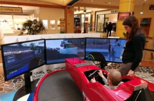 تعمل Sky Sport F1 على توسيع الأحداث باستخدام جهاز المحاكاة Formula 1 في أبريل