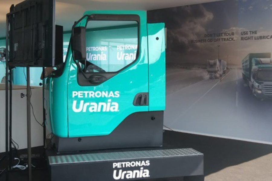 Petronas Urania mit dem Truck Simulator und Fbrand beim Misano Truck Race