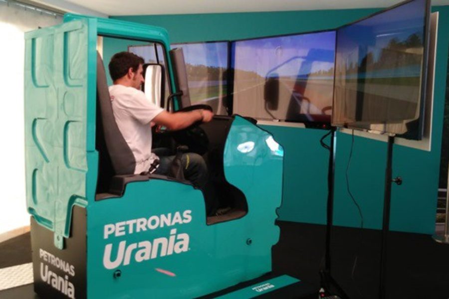 Petronas Urania mit dem Truck Simulator und Fbrand beim Misano Truck Race