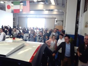 Multitud en el cumpleaños de Bonomi Industries - 65 años con Fbrand y el Simulador de Rally Profesional