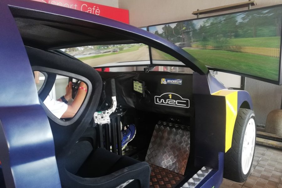 Der Rallye-Simulator zusammen mit FCA bei Cedas in Turin