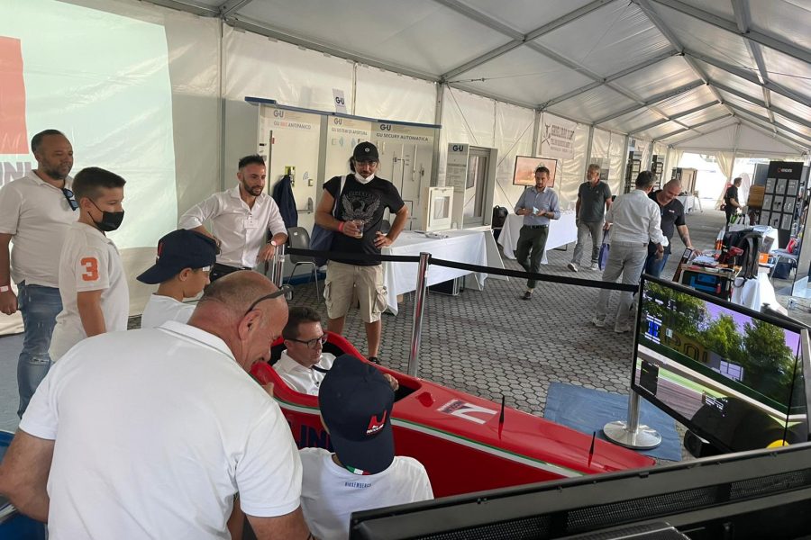 Hardware Nicolini: el simulador de F1 está presente en el evento de la empresa
