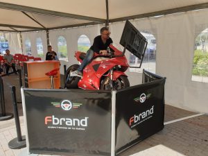 Alquiler de simulador de motocicleta profesional Fbrand - Costo Alquiler de simulador de MotoGP - Precio de simulador de motocicleta