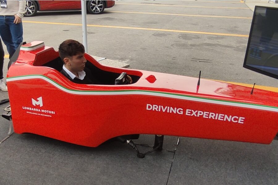 Lombarda Motori takes Managers to the Track and to the Simulators