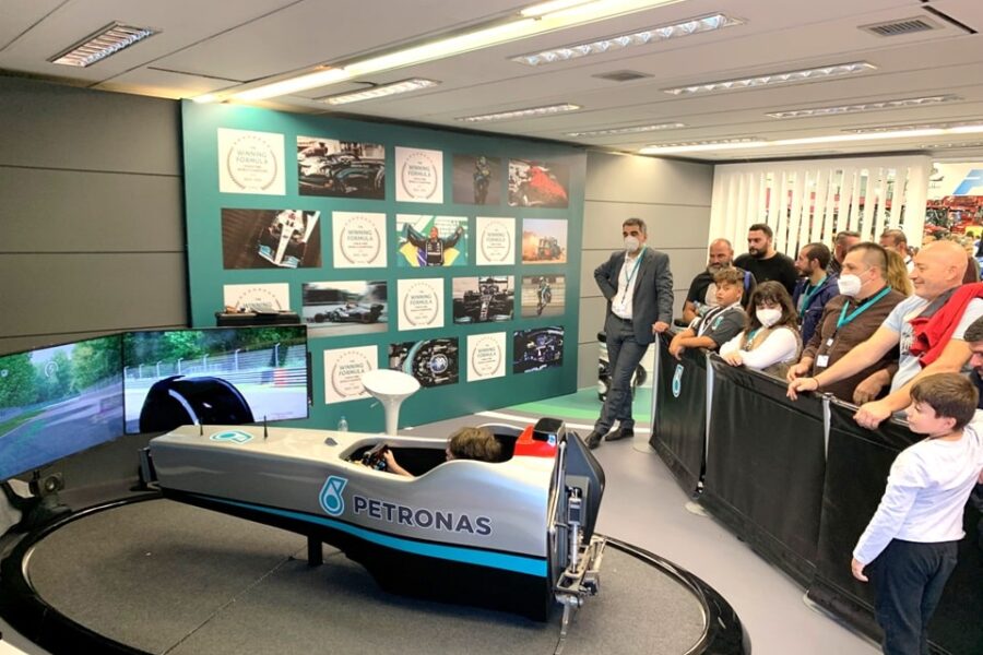 Petronas Simulatore F1 Challenge alla Fiera Agrotica