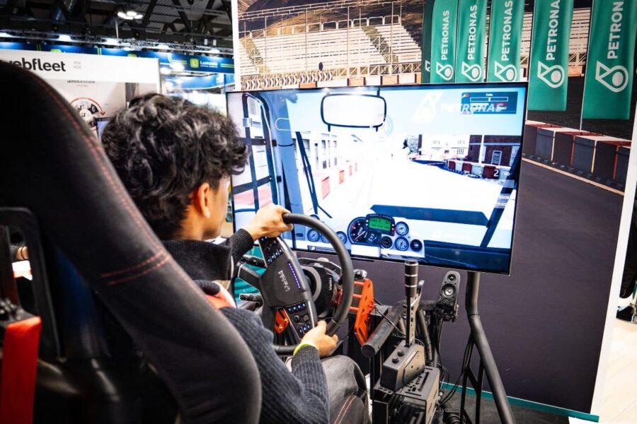 Petronas Lubricants Truck Experience: Simulatore Camion a Transpotec Logitec