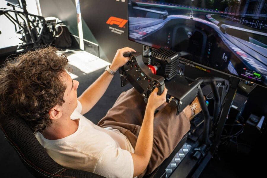 Simulatore F1 Experience con Tag Heuer a Milano per il Gran Premio F1 di Monza